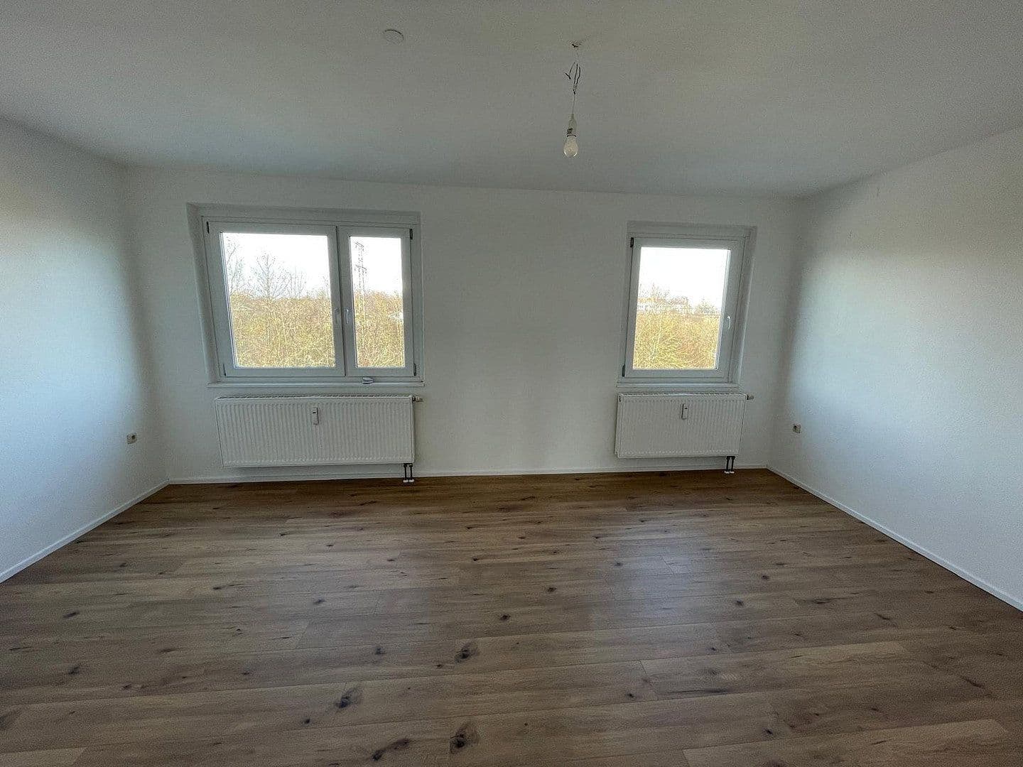 Prenájom bytu 2-izbový 75 m², Katharinenweg 18, Apolda, Durínsko Prenájom bytu 2-izbový 75 m², Katharinenweg 18, Apolda, Durínsko