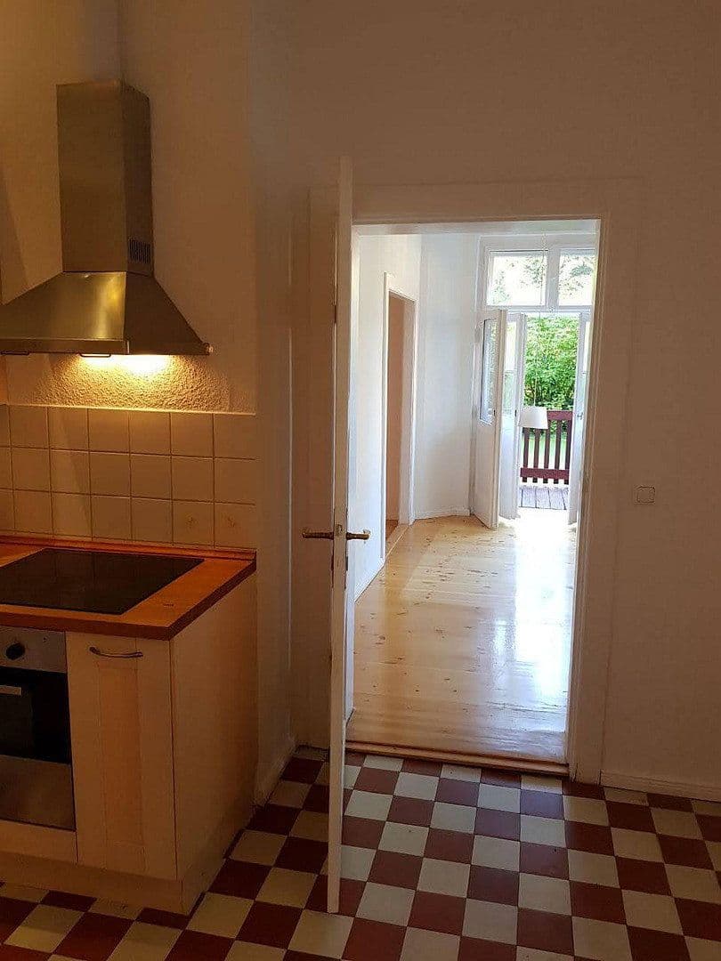 Predaj domu 125 m², pozemek 705 m², Berlin, Berlín Predaj domu 125 m², pozemek 705 m², Berlin, Berlín