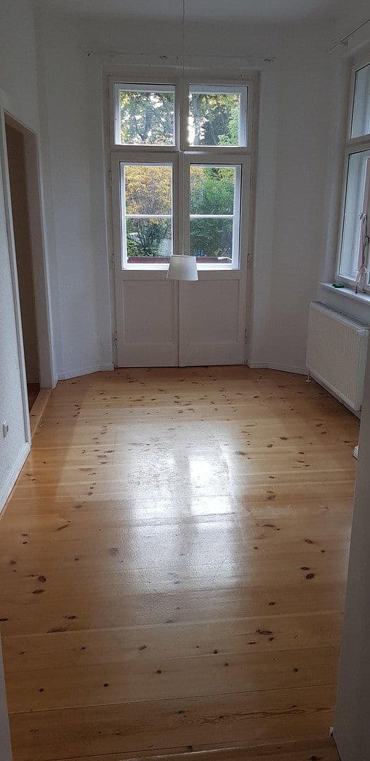 Predaj domu 125 m², pozemek 705 m², Berlin, Berlín Predaj domu 125 m², pozemek 705 m², Berlin, Berlín