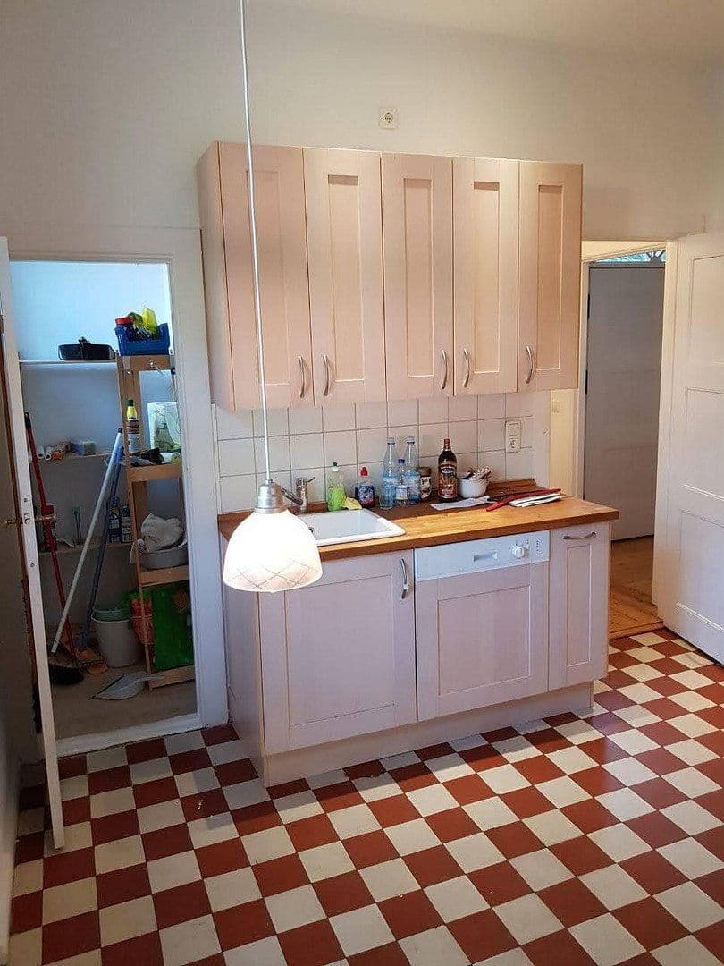 Predaj domu 125 m², pozemek 705 m², Berlin, Berlín Predaj domu 125 m², pozemek 705 m², Berlin, Berlín