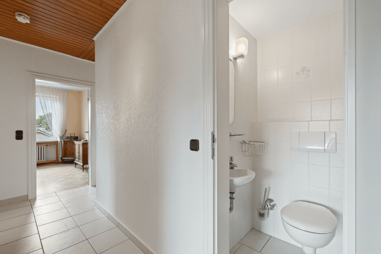 Prenájom bytu 4-izbový 94 m², Elbinger Straße 3, Duisburg, Severné Porýnie - Westfálsko Prenájom bytu 4-izbový 94 m², Elbinger Straße 3, Duisburg, Severné Porýnie - Westfálsko