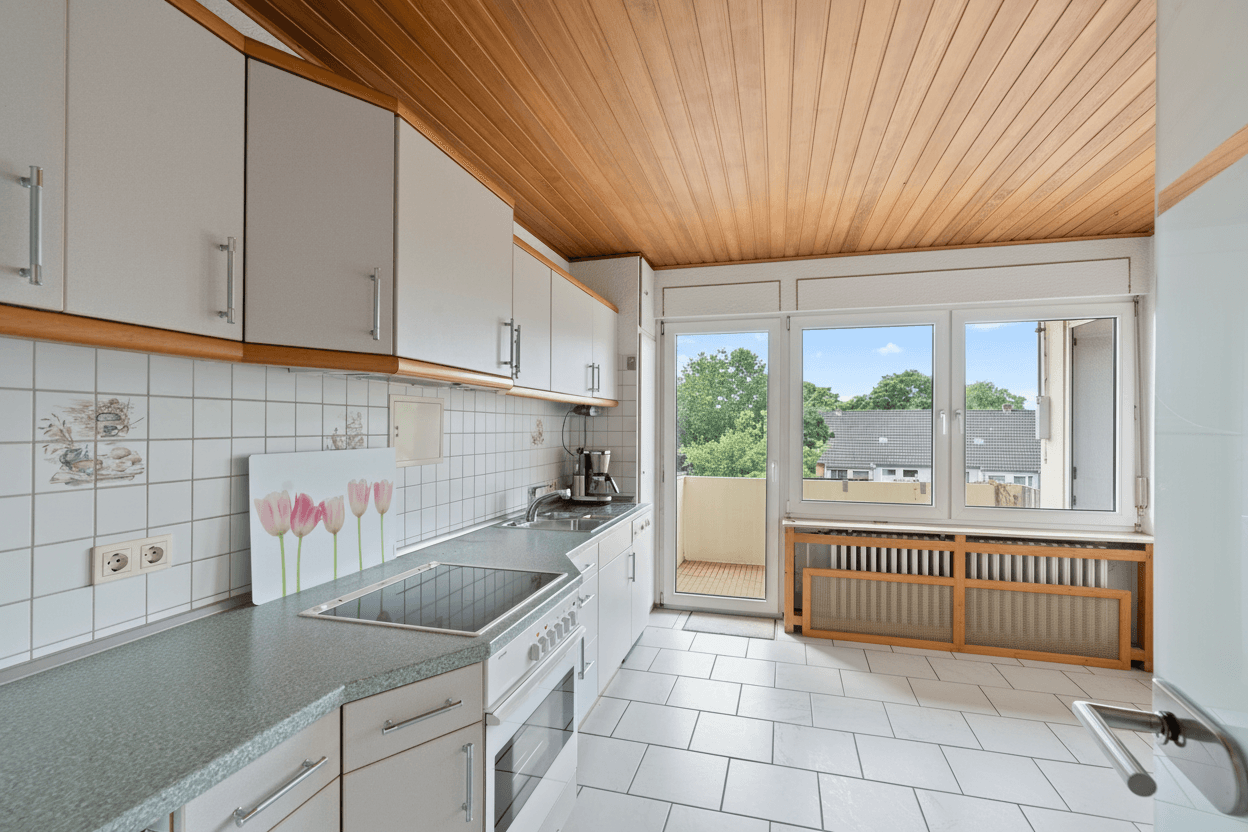 Prenájom bytu 4-izbový 94 m², Elbinger Straße 3, Duisburg, Severné Porýnie - Westfálsko Prenájom bytu 4-izbový 94 m², Elbinger Straße 3, Duisburg, Severné Porýnie - Westfálsko