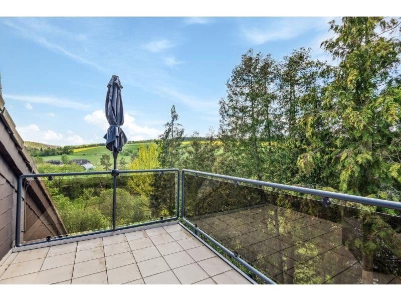 Predaj domu 447 m², pozemek 1.111 m², Siegfriedstraße 10, Taunusstein, Hesensko Predaj domu 447 m², pozemek 1.111 m², Siegfriedstraße 10, Taunusstein, Hesensko