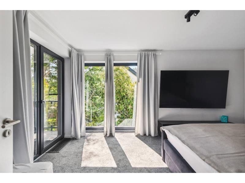 Predaj domu 447 m², pozemek 1.111 m², Siegfriedstraße 10, Taunusstein, Hesensko Predaj domu 447 m², pozemek 1.111 m², Siegfriedstraße 10, Taunusstein, Hesensko