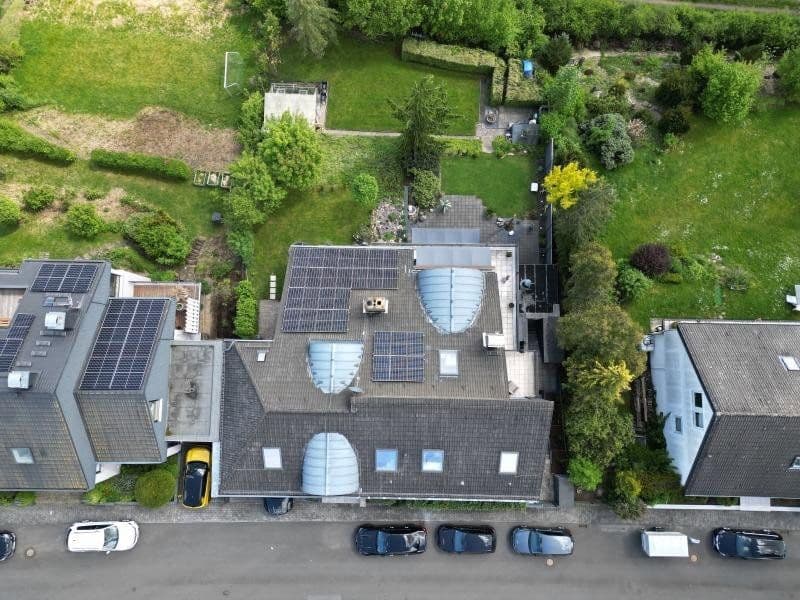 Predaj domu 447 m², pozemek 1.111 m², Siegfriedstraße 10, Taunusstein, Hesensko Predaj domu 447 m², pozemek 1.111 m², Siegfriedstraße 10, Taunusstein, Hesensko