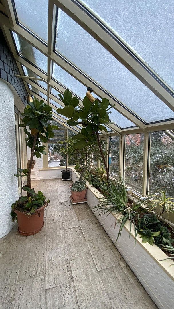 Prenájom bytu 3-izbový 123 m², Sindelfingen, Bádensko-Wurttembersko Prenájom bytu 3-izbový 123 m², Sindelfingen, Bádensko-Wurttembersko