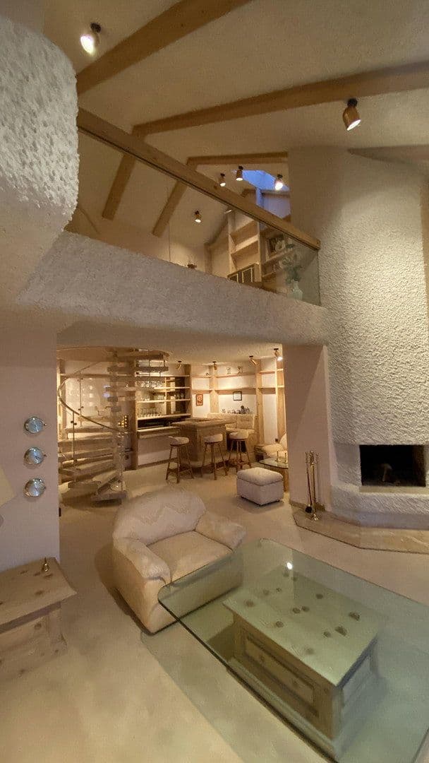 Prenájom bytu 3-izbový 123 m², Sindelfingen, Bádensko-Wurttembersko Prenájom bytu 3-izbový 123 m², Sindelfingen, Bádensko-Wurttembersko