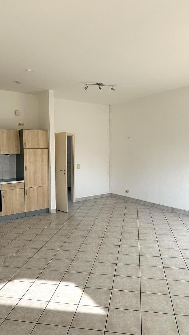 Prenájom bytu 1-izbový 50 m², Falltorstr. 2, Bruchköbel, Hesensko Prenájom bytu 1-izbový 50 m², Falltorstr. 2, Bruchköbel, Hesensko