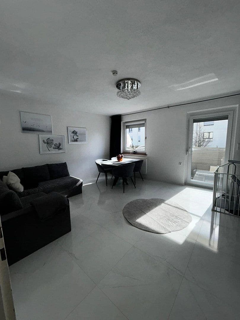 Predaj bytu 4-izbový 75 m², Reutlingen, Bádensko-Wurttembersko Predaj bytu 4-izbový 75 m², Reutlingen, Bádensko-Wurttembersko