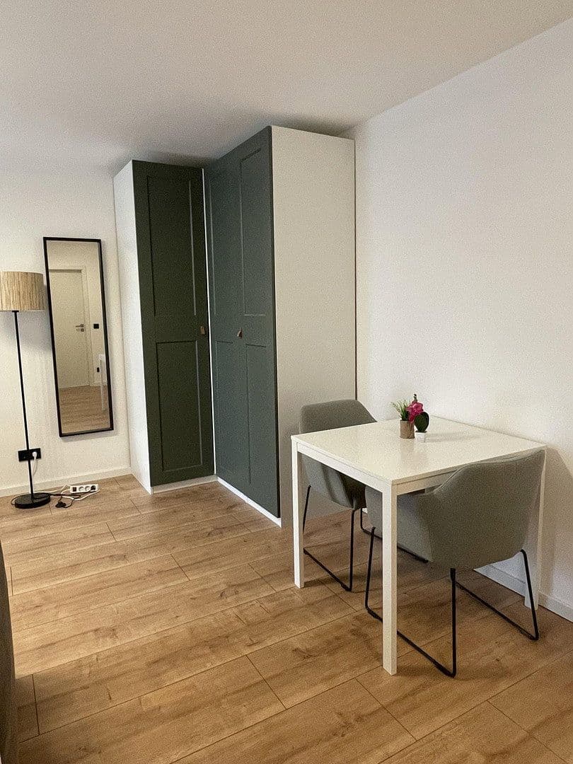 Prenájom bytu 1-izbový 32 m², Peter Henlein Straße 23, München, Bavorsko Prenájom bytu 1-izbový 32 m², Peter Henlein Straße 23, München, Bavorsko