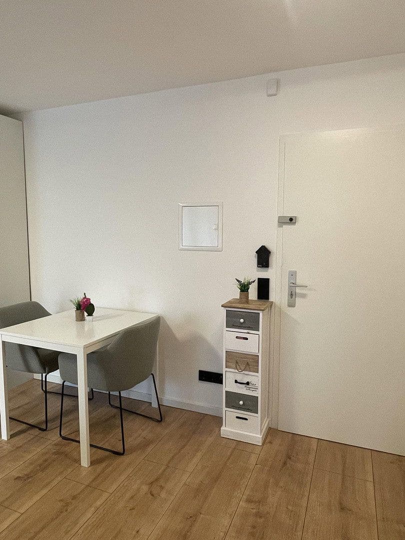 Prenájom bytu 1-izbový 32 m², Peter Henlein Straße 23, München, Bavorsko Prenájom bytu 1-izbový 32 m², Peter Henlein Straße 23, München, Bavorsko