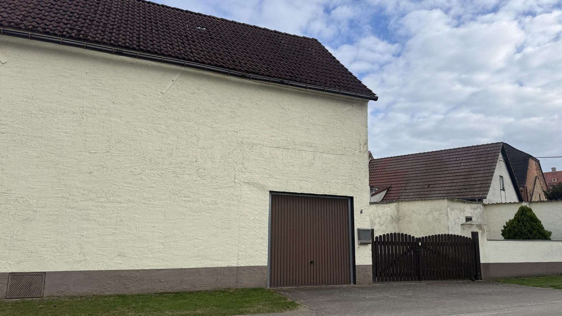 Predaj domu 67 m², pozemek 600 m², Teichstrasse 6, Mühlberg/Elbe, Brandenbursko Predaj domu 67 m², pozemek 600 m², Teichstrasse 6, Mühlberg/Elbe, Brandenbursko