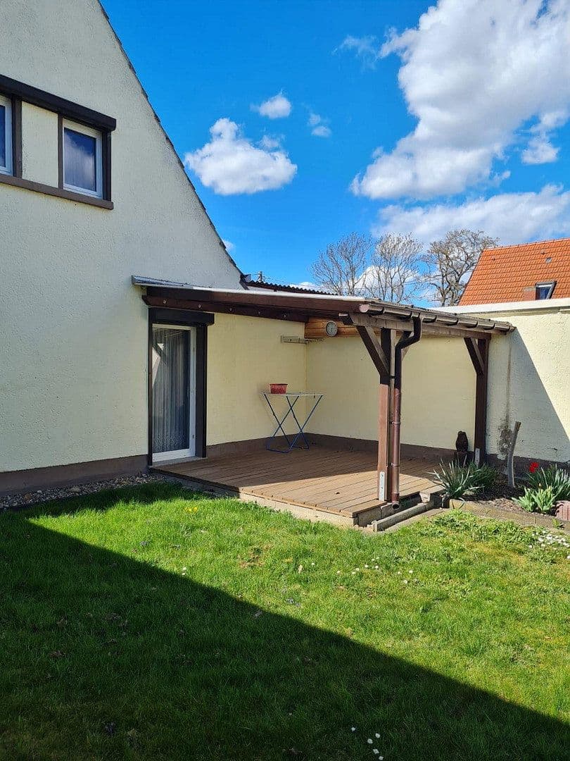 Predaj domu 67 m², pozemek 600 m², Teichstrasse 6, Mühlberg/Elbe, Brandenbursko Predaj domu 67 m², pozemek 600 m², Teichstrasse 6, Mühlberg/Elbe, Brandenbursko