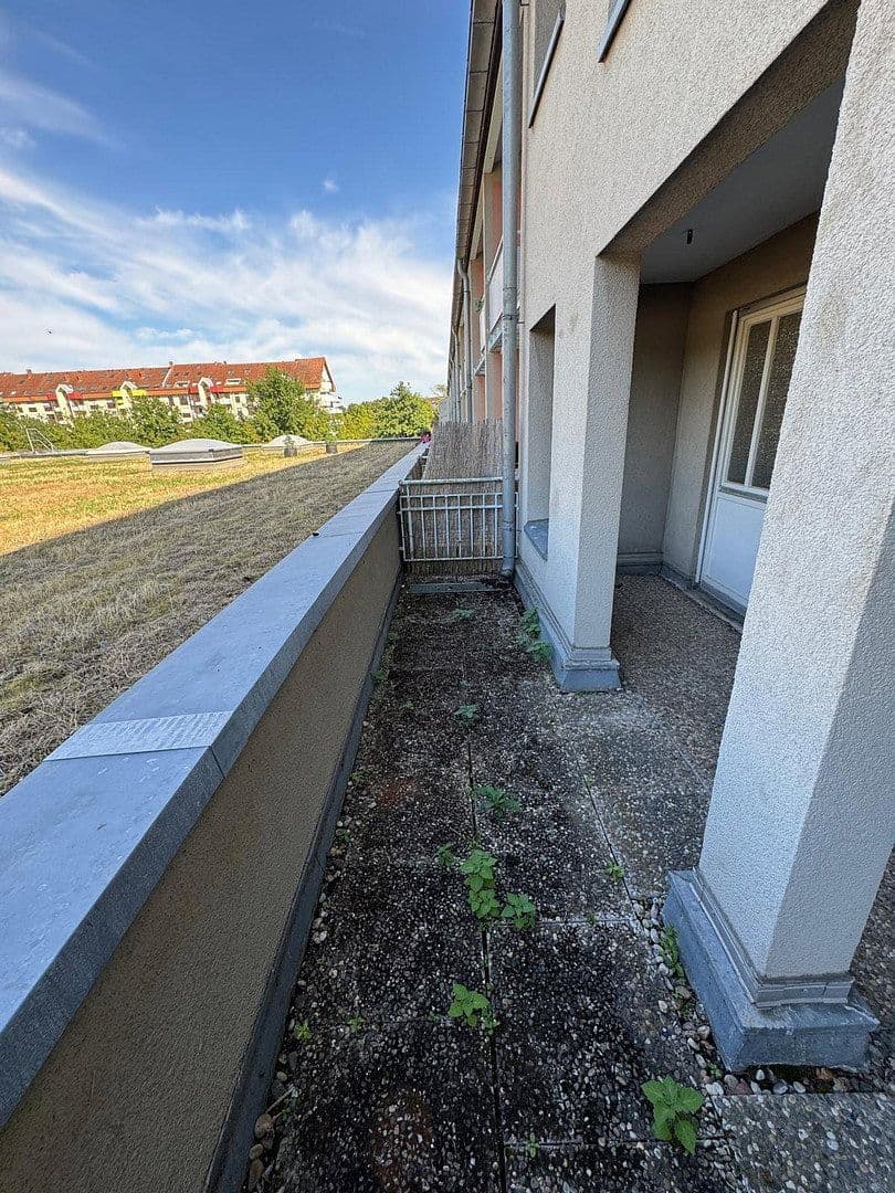 Prenájom bytu 1-izbový 36 m², Karlsruhe, Bádensko-Wurttembersko Prenájom bytu 1-izbový 36 m², Karlsruhe, Bádensko-Wurttembersko