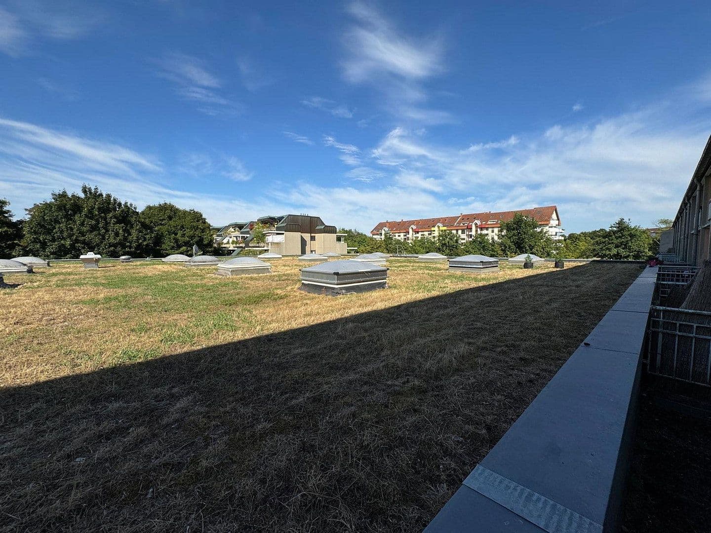 Prenájom bytu 1-izbový 36 m², Karlsruhe, Bádensko-Wurttembersko Prenájom bytu 1-izbový 36 m², Karlsruhe, Bádensko-Wurttembersko
