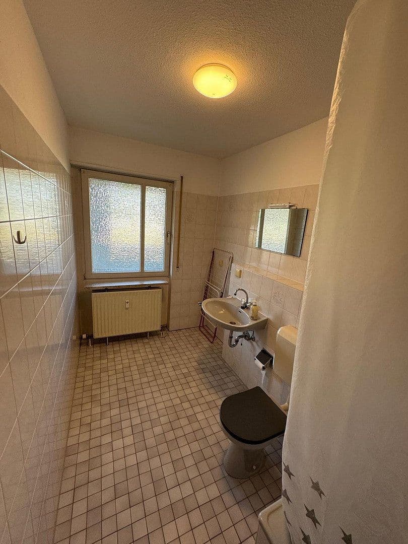 Prenájom bytu 1-izbový 36 m², Karlsruhe, Bádensko-Wurttembersko Prenájom bytu 1-izbový 36 m², Karlsruhe, Bádensko-Wurttembersko