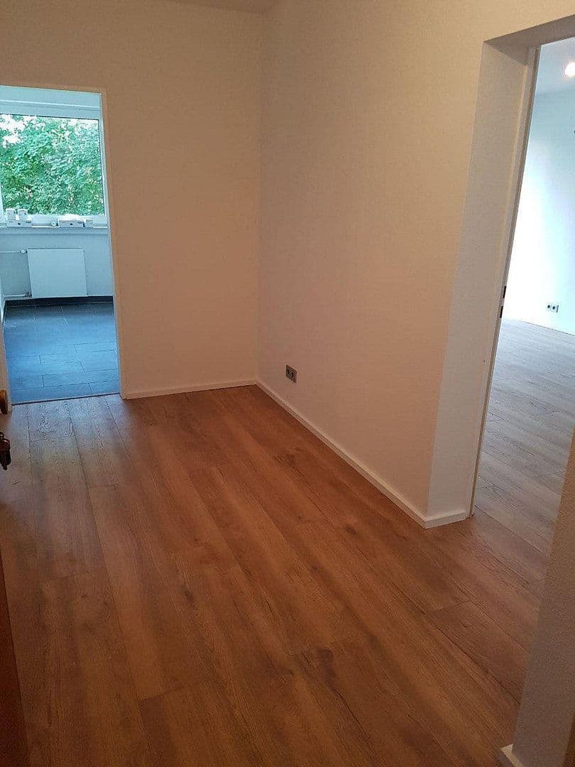 Prenájom bytu 2-izbový 60 m², Steinbach (Taunus), Hesensko Prenájom bytu 2-izbový 60 m², Steinbach (Taunus), Hesensko