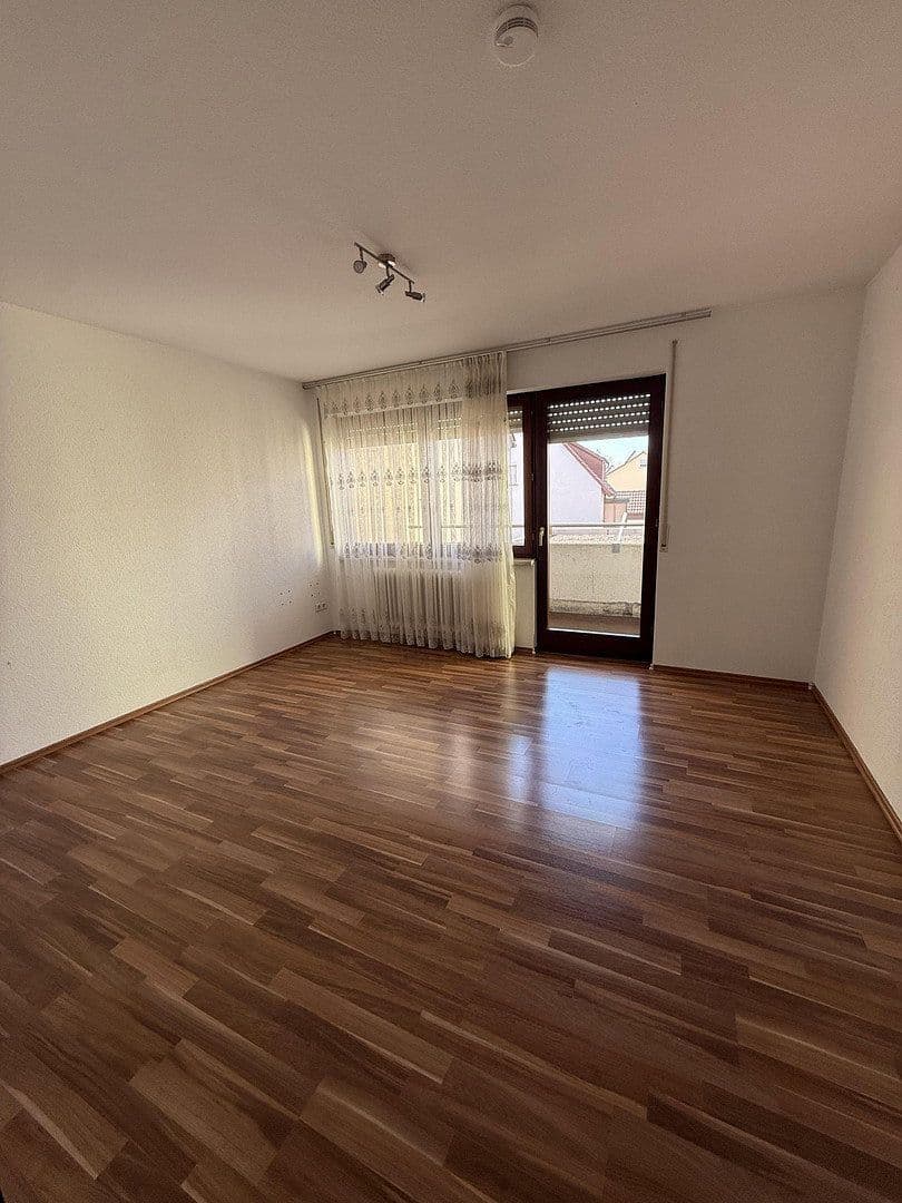 Predaj domu 155 m², pozemek 160 m², Renningen, Bádensko-Wurttembersko Predaj domu 155 m², pozemek 160 m², Renningen, Bádensko-Wurttembersko