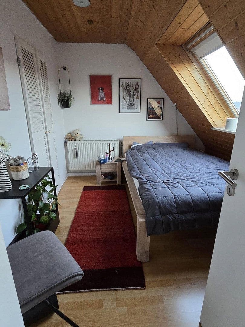 Predaj domu 155 m², pozemek 160 m², Renningen, Bádensko-Wurttembersko Predaj domu 155 m², pozemek 160 m², Renningen, Bádensko-Wurttembersko