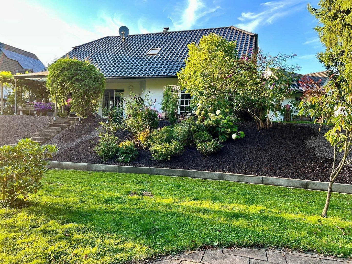 Predaj domu 187 m², pozemek 4.000 m², Brückenweiher, 12, Waldbröl, Severné Porýnie - Westfálsko Predaj domu 187 m², pozemek 4.000 m², Brückenweiher, 12, Waldbröl, Severné Porýnie - Westfálsko