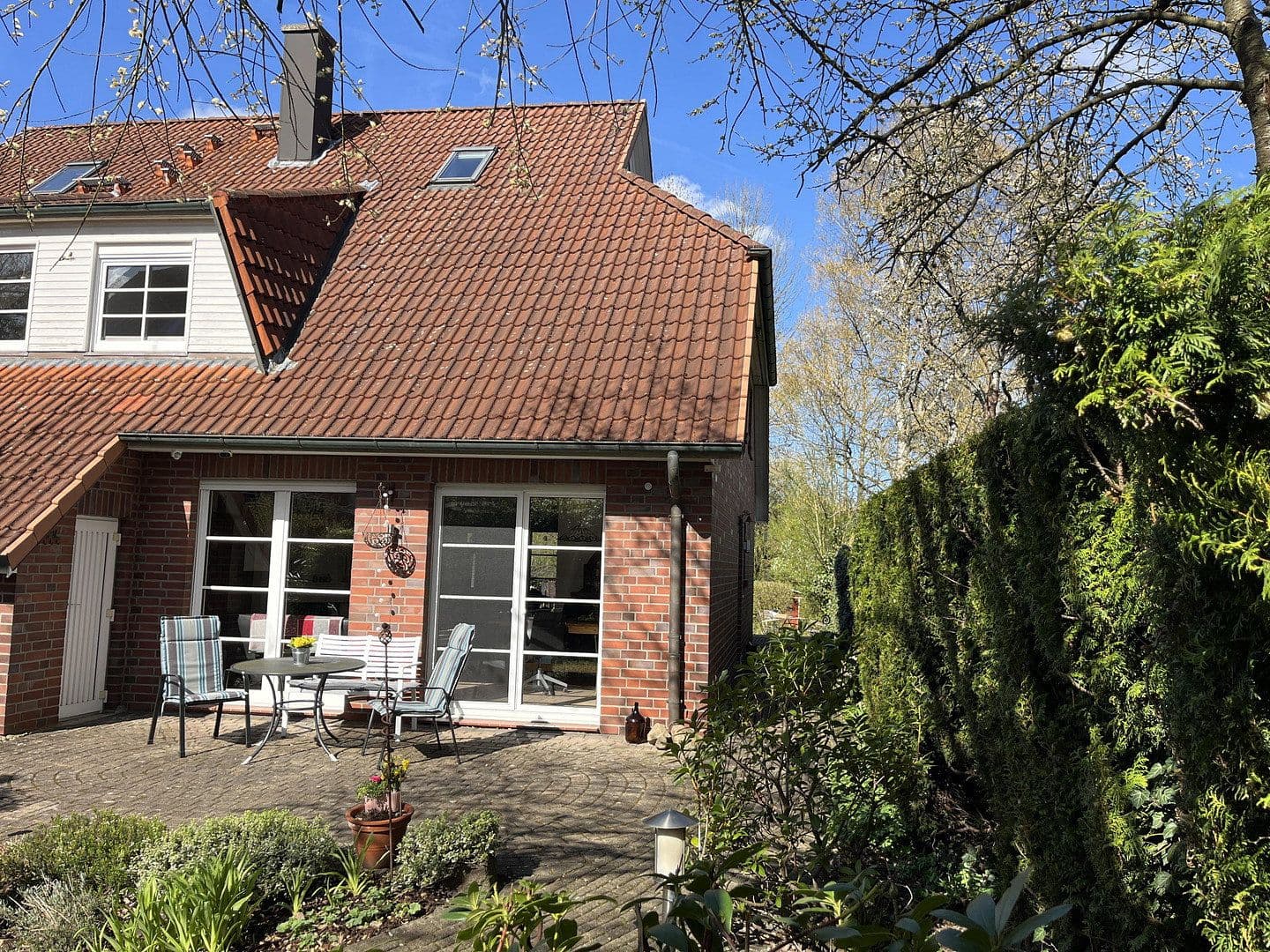 Predaj domu 124 m², pozemek 634 m², Hamburg, Hamburg Predaj domu 124 m², pozemek 634 m², Hamburg, Hamburg