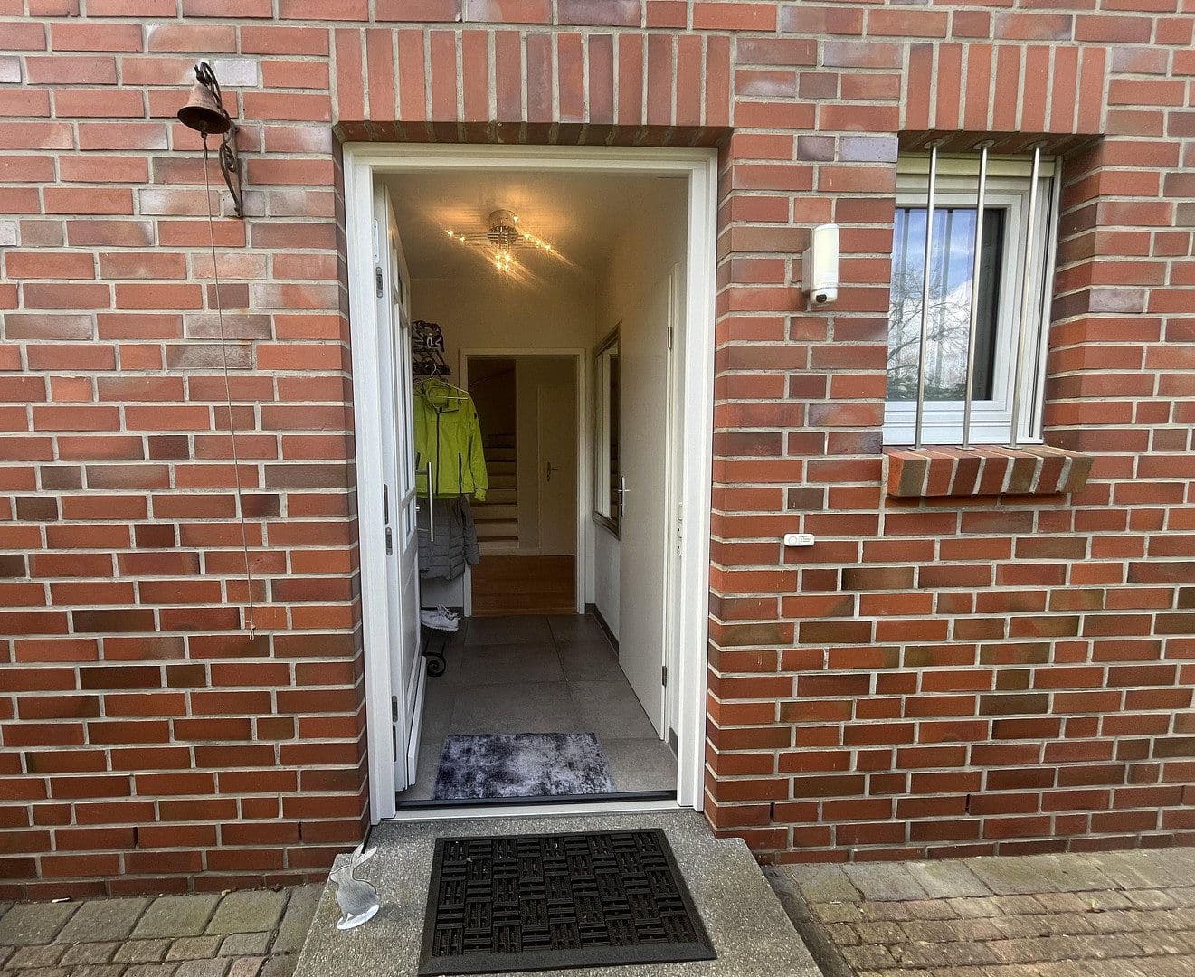 Predaj domu 124 m², pozemek 634 m², Hamburg, Hamburg Predaj domu 124 m², pozemek 634 m², Hamburg, Hamburg