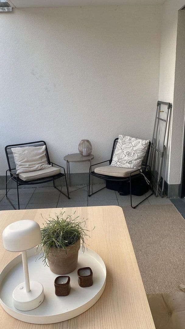 Prenájom bytu 3-izbový 89 m², Becksteiner Straße 31b, Lauda-Königshofen, Bádensko-Wurttembersko Prenájom bytu 3-izbový 89 m², Becksteiner Straße 31b, Lauda-Königshofen, Bádensko-Wurttembersko