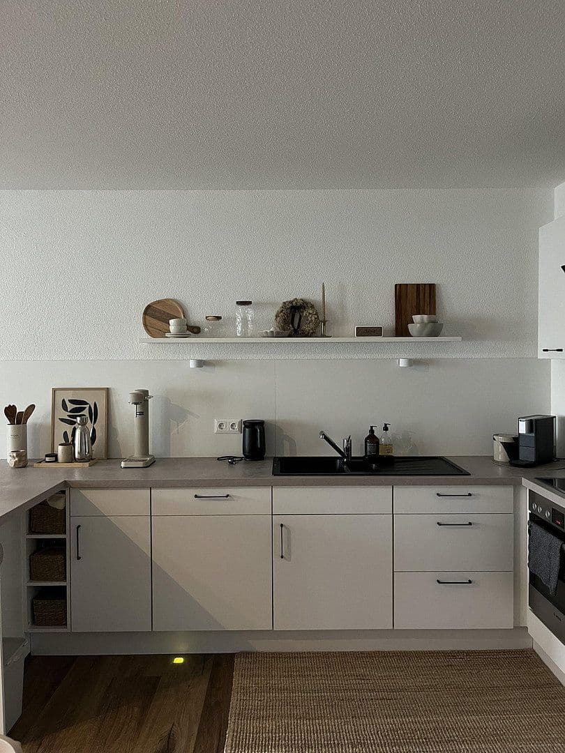 Prenájom bytu 3-izbový 89 m², Becksteiner Straße 31b, Lauda-Königshofen, Bádensko-Wurttembersko Prenájom bytu 3-izbový 89 m², Becksteiner Straße 31b, Lauda-Königshofen, Bádensko-Wurttembersko