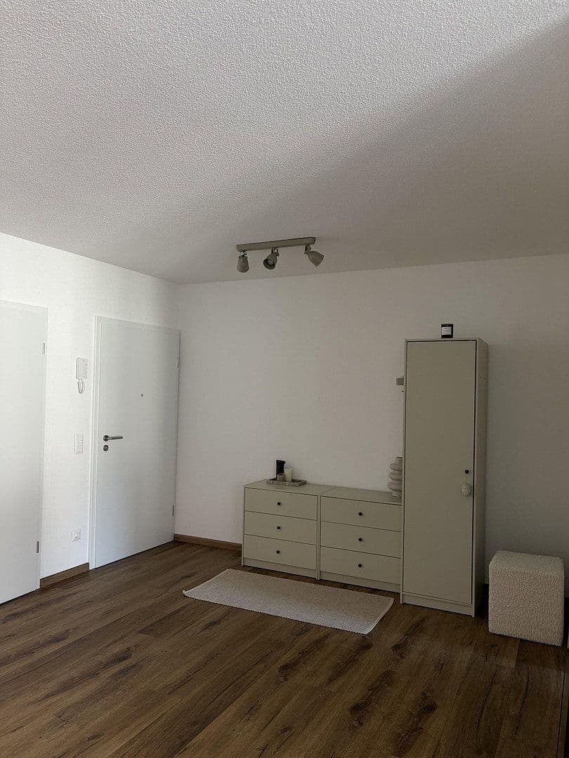Prenájom bytu 3-izbový 89 m², Becksteiner Straße 31b, Lauda-Königshofen, Bádensko-Wurttembersko Prenájom bytu 3-izbový 89 m², Becksteiner Straße 31b, Lauda-Königshofen, Bádensko-Wurttembersko