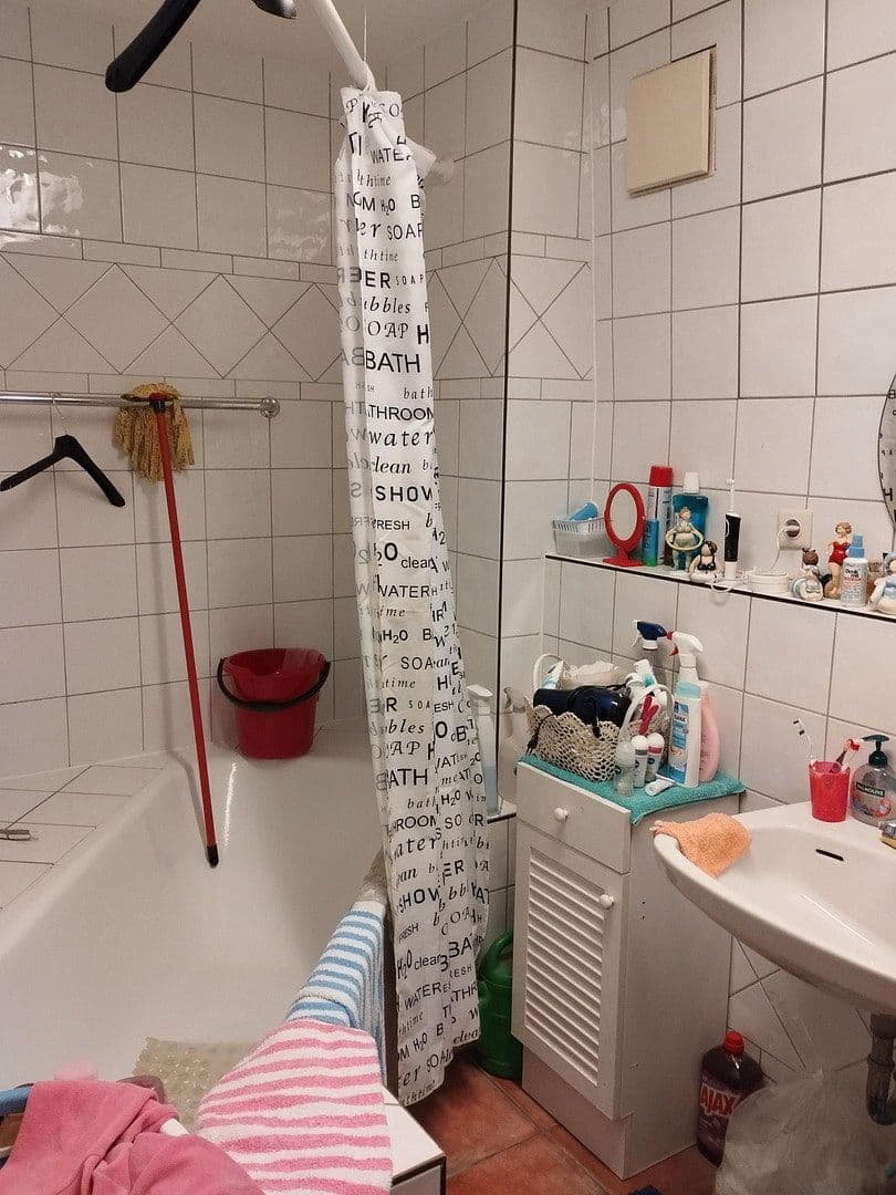 Prenájom bytu 2-izbový 63 m², Gartenstr. 3, Brühl, Severné Porýnie - Westfálsko Prenájom bytu 2-izbový 63 m², Gartenstr. 3, Brühl, Severné Porýnie - Westfálsko