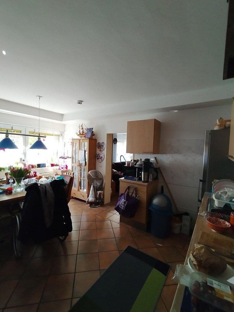 Prenájom bytu 2-izbový 63 m², Gartenstr. 3, Brühl, Severné Porýnie - Westfálsko Prenájom bytu 2-izbový 63 m², Gartenstr. 3, Brühl, Severné Porýnie - Westfálsko