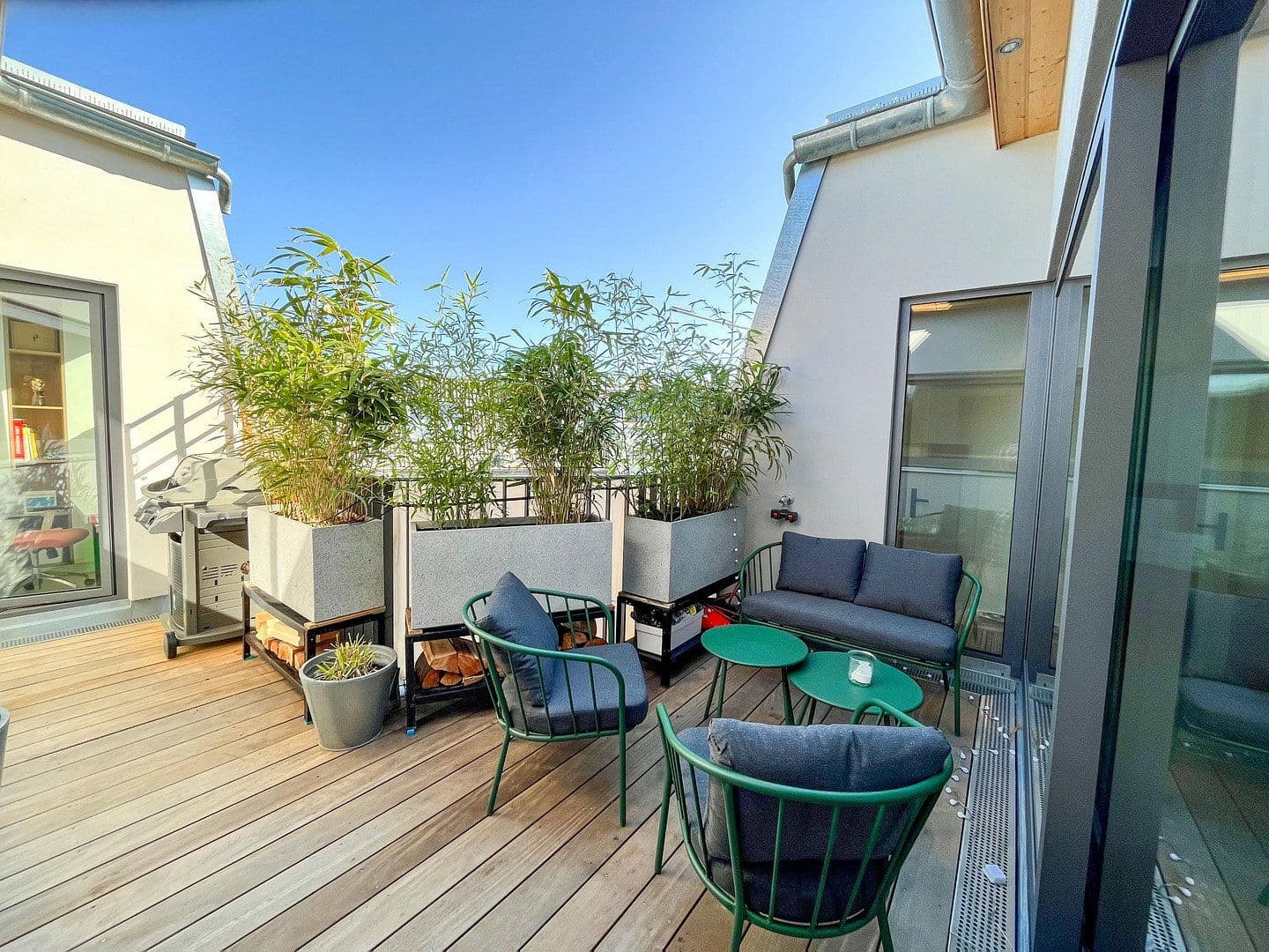 Predaj bytu 3-izbový 98 m², Corinthstr. 28, Berlin, Berlín Predaj bytu 3-izbový 98 m², Corinthstr. 28, Berlin, Berlín