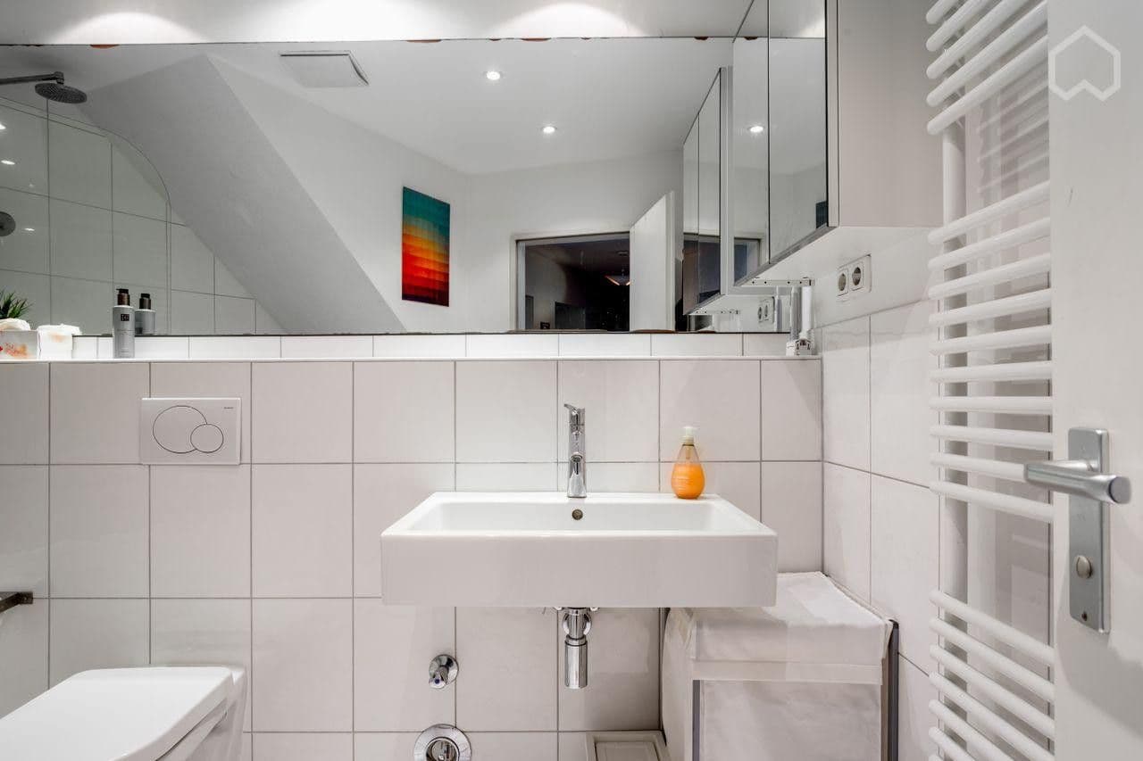 Predaj bytu 3-izbový 110 m², Maybachstr. 170, Köln, Severné Porýnie - Westfálsko Predaj bytu 3-izbový 110 m², Maybachstr. 170, Köln, Severné Porýnie - Westfálsko