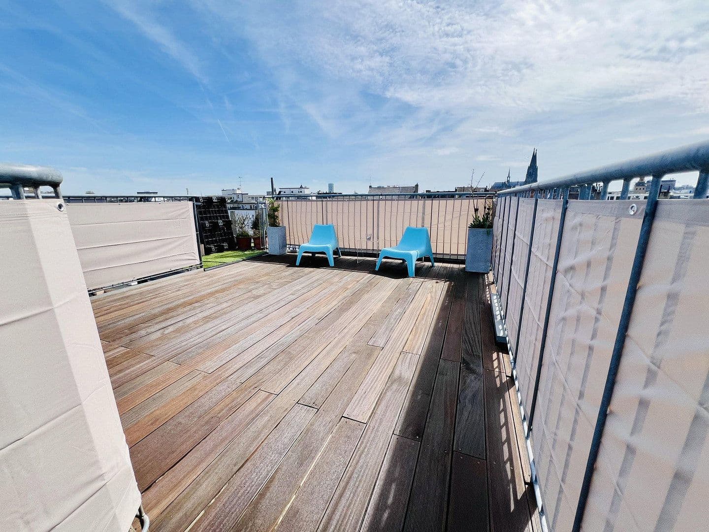 Predaj bytu 3-izbový 110 m², Maybachstr. 170, Köln, Severné Porýnie - Westfálsko Predaj bytu 3-izbový 110 m², Maybachstr. 170, Köln, Severné Porýnie - Westfálsko