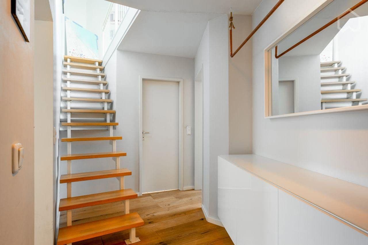 Predaj bytu 3-izbový 110 m², Maybachstr. 170, Köln, Severné Porýnie - Westfálsko Predaj bytu 3-izbový 110 m², Maybachstr. 170, Köln, Severné Porýnie - Westfálsko