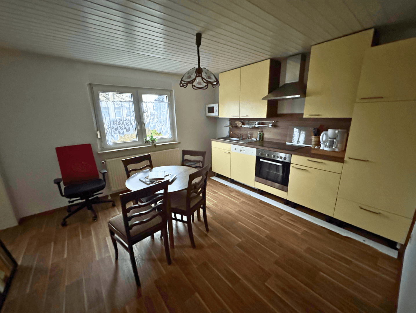 Predaj domu 259 m², pozemek 510 m², Glauchau, Sasko Predaj domu 259 m², pozemek 510 m², Glauchau, Sasko