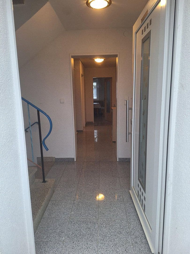 Predaj domu 160 m², pozemek 607 m², Flurstrasse 40, Neu-Ulm, Bavorsko Predaj domu 160 m², pozemek 607 m², Flurstrasse 40, Neu-Ulm, Bavorsko