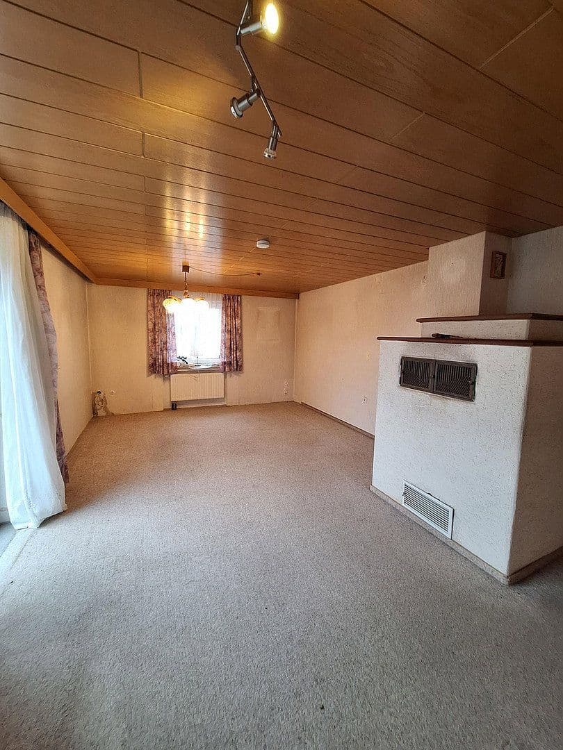 Predaj domu 160 m², pozemek 607 m², Flurstrasse 40, Neu-Ulm, Bavorsko Predaj domu 160 m², pozemek 607 m², Flurstrasse 40, Neu-Ulm, Bavorsko