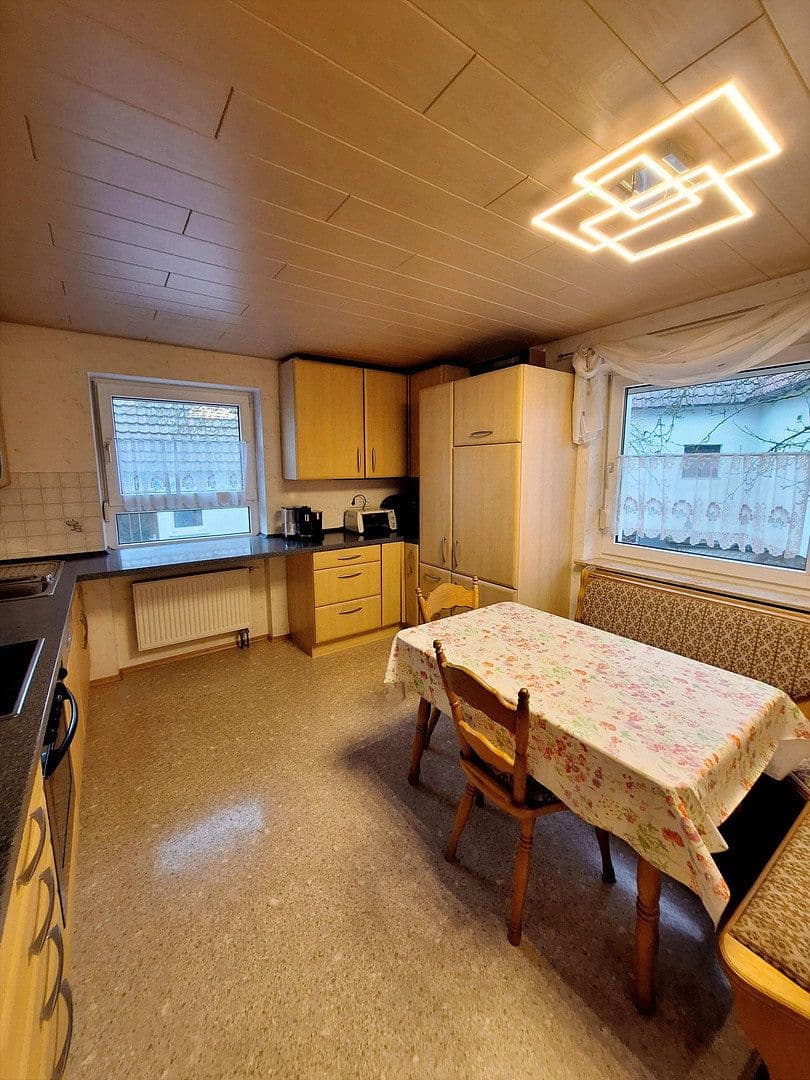 Predaj domu 160 m², pozemek 607 m², Flurstrasse 40, Neu-Ulm, Bavorsko Predaj domu 160 m², pozemek 607 m², Flurstrasse 40, Neu-Ulm, Bavorsko