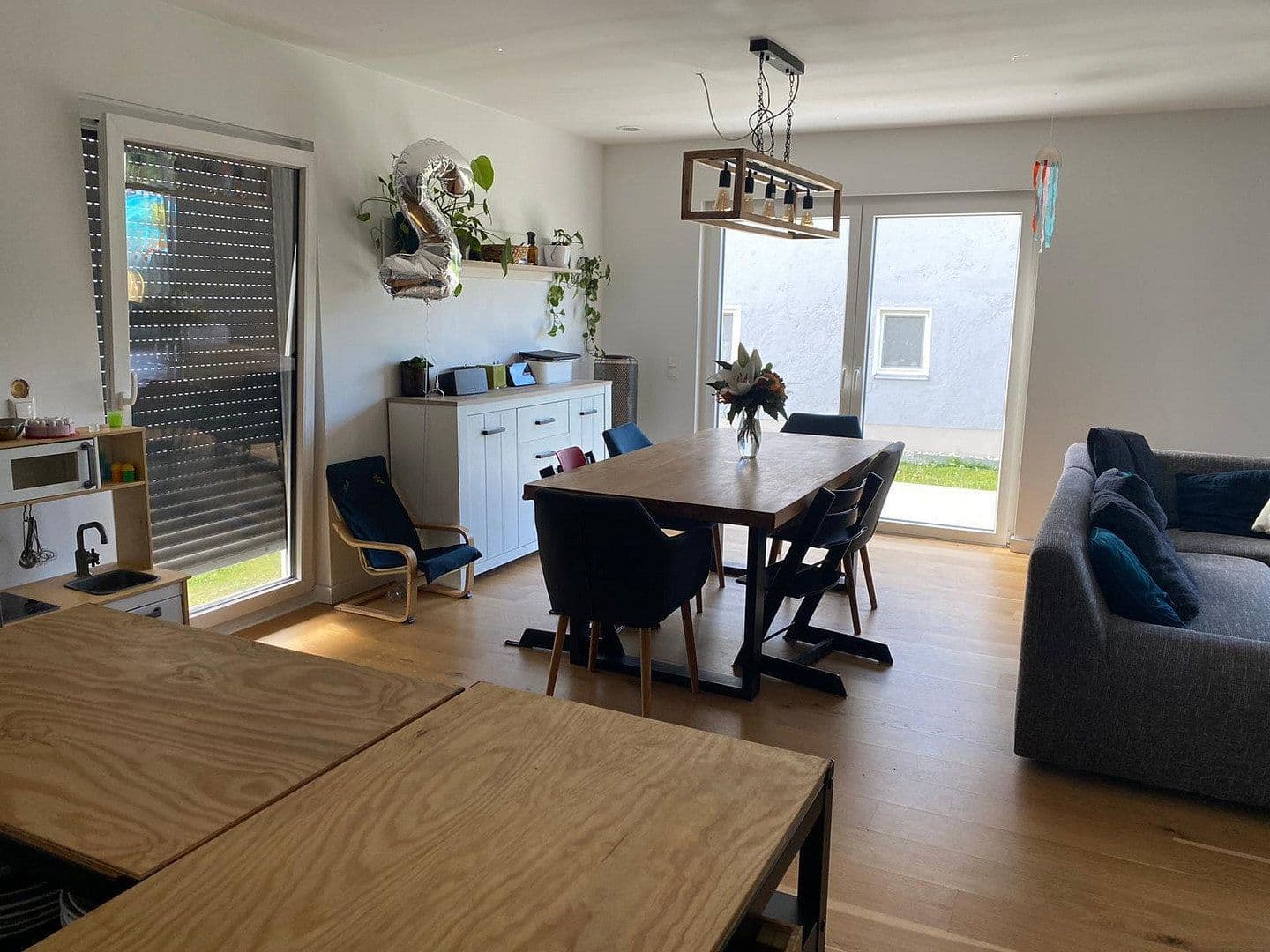 Prenájom domu 122 m², pozemek 400 m², Hurlacher Straße 28, Langerringen, Bavorsko Prenájom domu 122 m², pozemek 400 m², Hurlacher Straße 28, Langerringen, Bavorsko