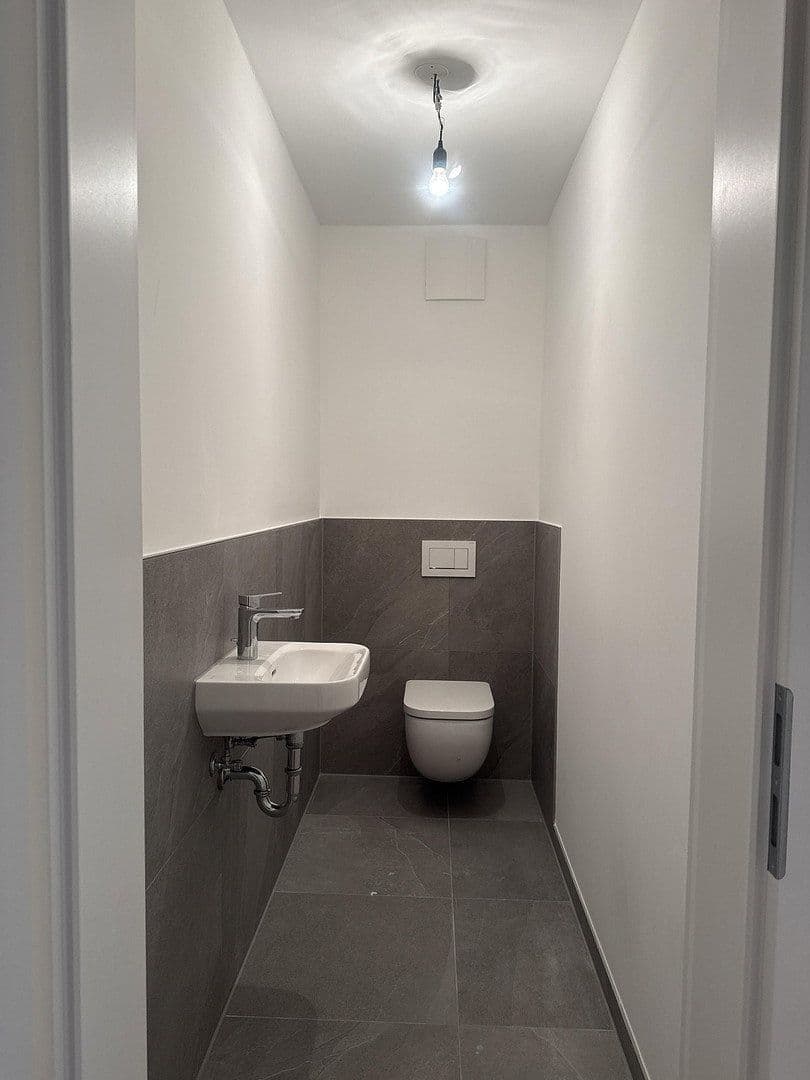 Prenájom bytu 4-izbový 117 m², Grünlandstr. 3, Karlsfeld, Bavorsko Prenájom bytu 4-izbový 117 m², Grünlandstr. 3, Karlsfeld, Bavorsko