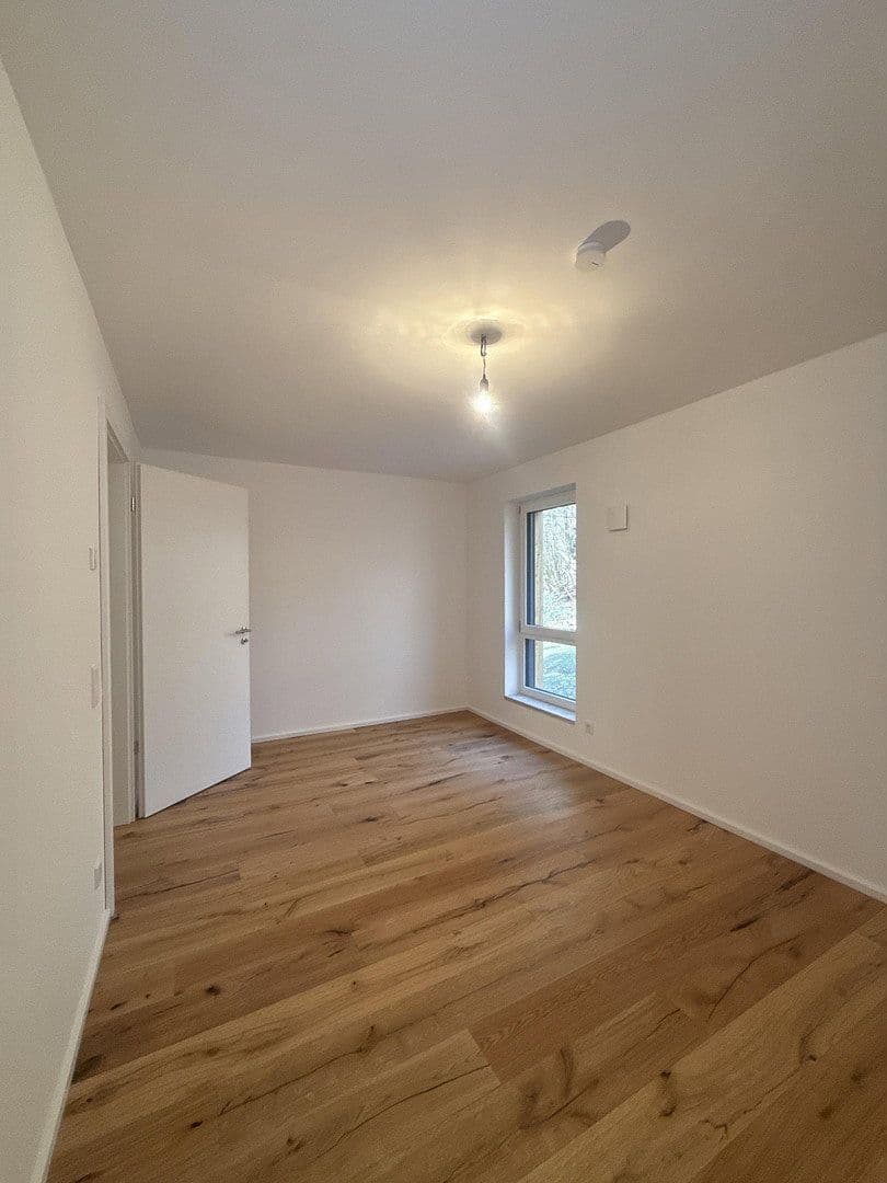 Prenájom bytu 4-izbový 117 m², Grünlandstr. 3, Karlsfeld, Bavorsko Prenájom bytu 4-izbový 117 m², Grünlandstr. 3, Karlsfeld, Bavorsko