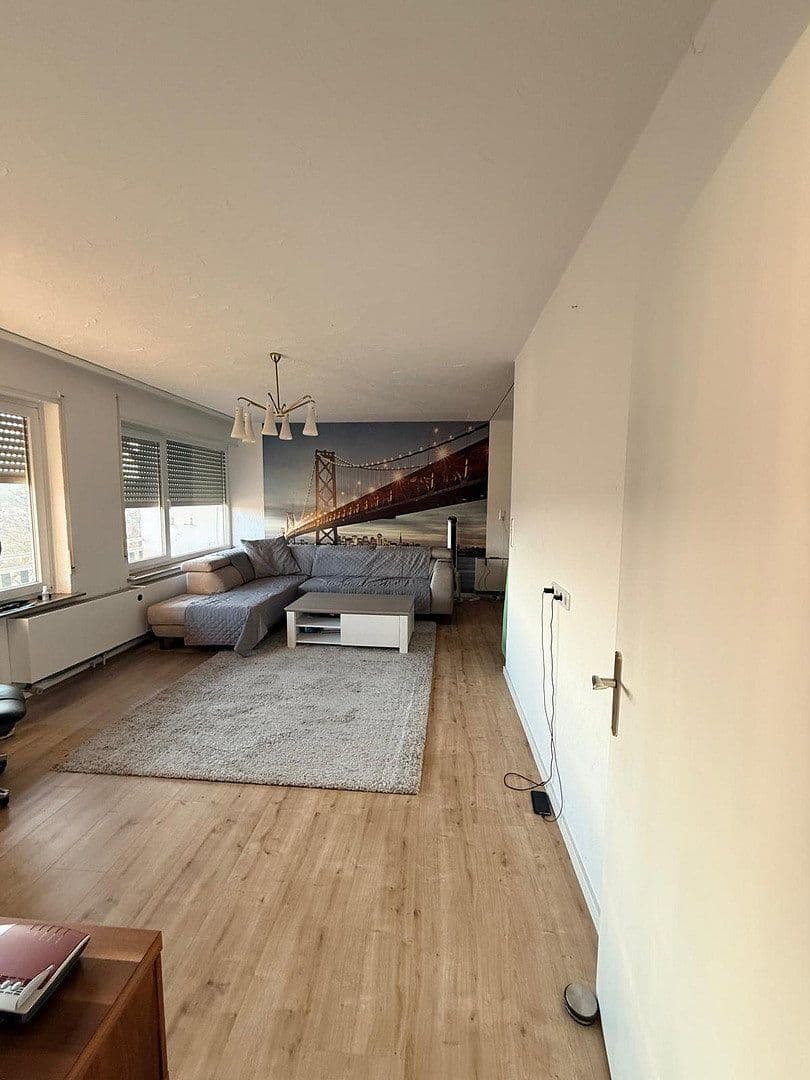 Prenájom domu 160 m², pozemek 850 m², Oberer Wingertsberg 4, Otterberg, Porýnie-Falcko Prenájom domu 160 m², pozemek 850 m², Oberer Wingertsberg 4, Otterberg, Porýnie-Falcko