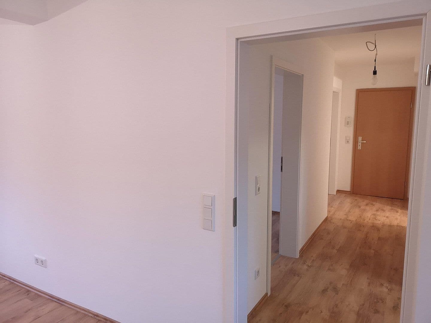 Prenájom bytu 2-izbový 72 m², Im Hederichsfeld 86, Leverkusen, Severné Porýnie - Westfálsko Prenájom bytu 2-izbový 72 m², Im Hederichsfeld 86, Leverkusen, Severné Porýnie - Westfálsko