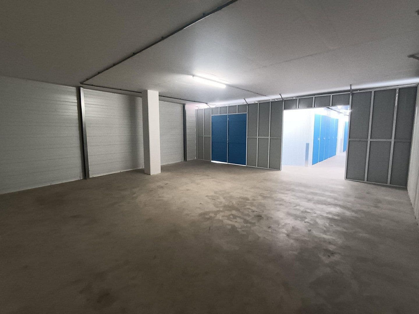 Prenájom nebytového priestoru 57 m², Märkische Allee 193, Berlin, Berlín Prenájom nebytového priestoru 57 m², Märkische Allee 193, Berlin, Berlín