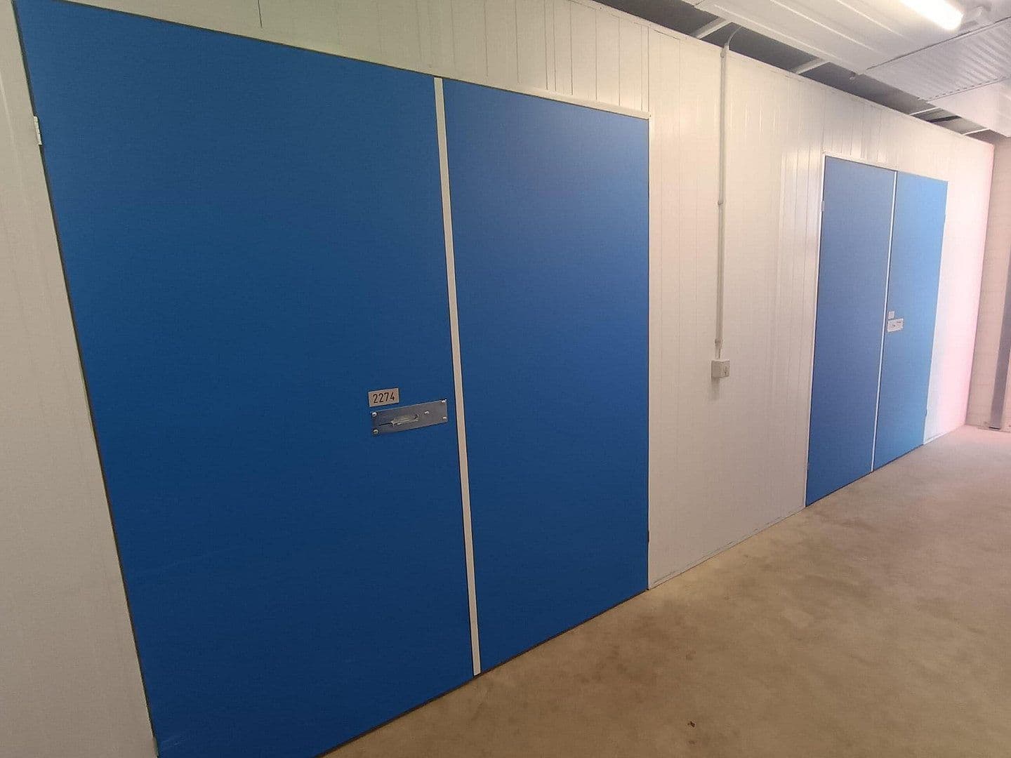 Prenájom nebytového priestoru 57 m², Märkische Allee 193, Berlin, Berlín Prenájom nebytového priestoru 57 m², Märkische Allee 193, Berlin, Berlín