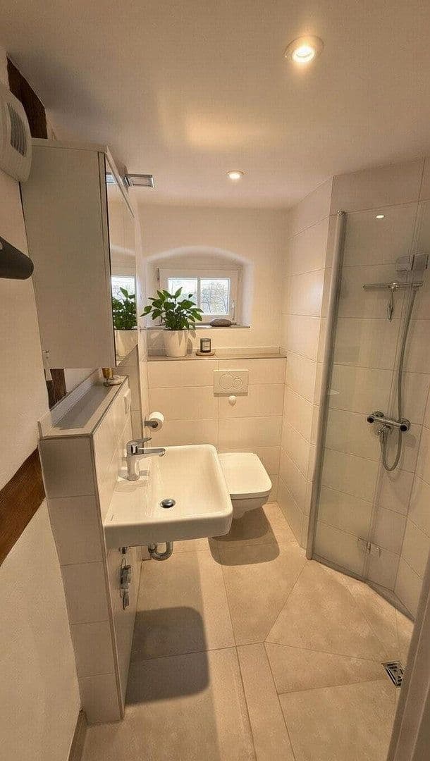 Prenájom domu 98 m², pozemek 200 m², Pflaumbachstraße 22, Großostheim, Bavorsko Prenájom domu 98 m², pozemek 200 m², Pflaumbachstraße 22, Großostheim, Bavorsko