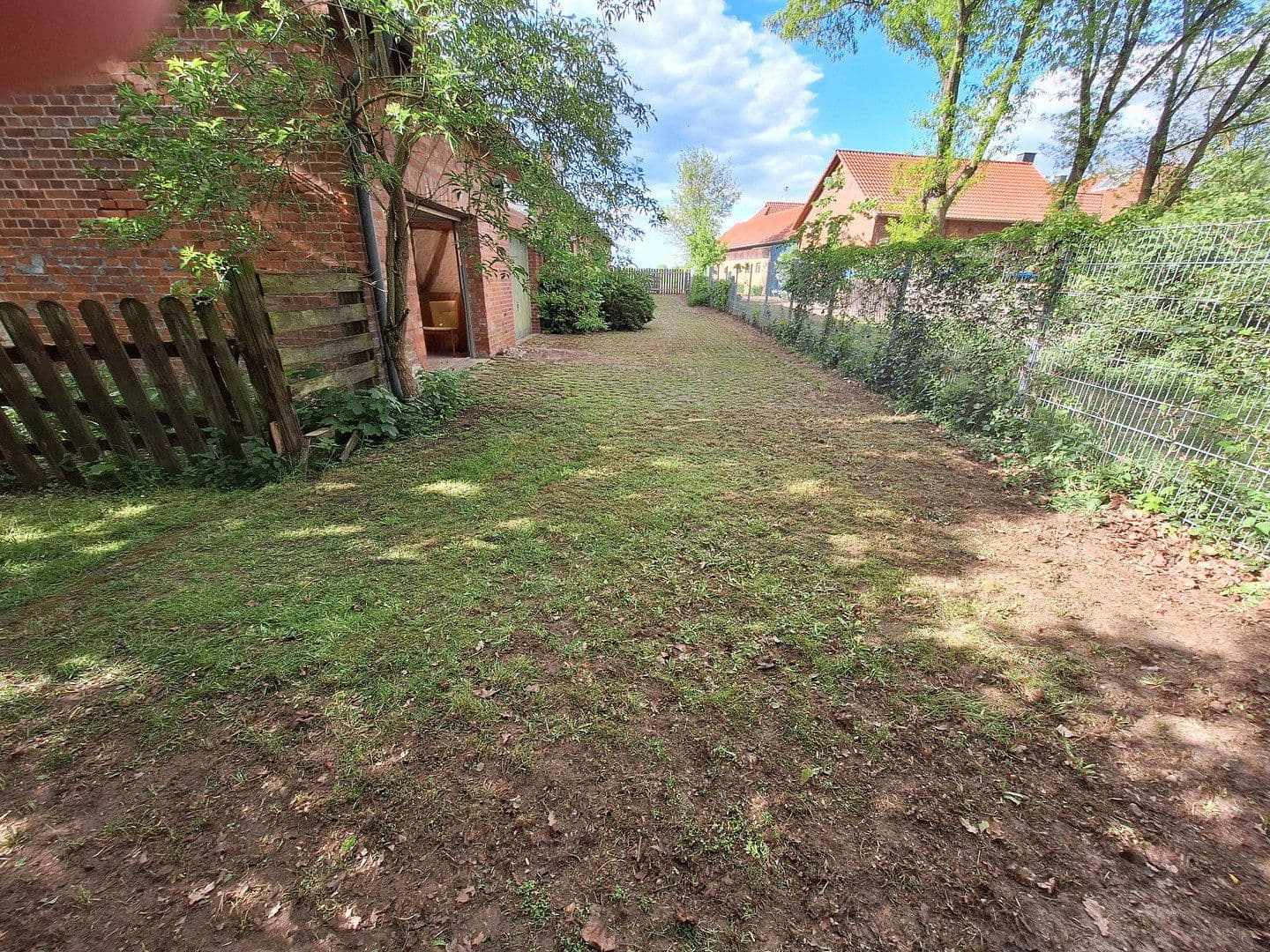 Predaj domu 245 m², pozemek 13.700 m², Wittingen, Dolné Sasko Predaj domu 245 m², pozemek 13.700 m², Wittingen, Dolné Sasko