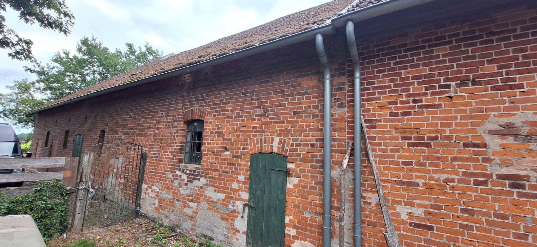 Predaj domu 245 m², pozemek 13.700 m², Wittingen, Dolné Sasko Predaj domu 245 m², pozemek 13.700 m², Wittingen, Dolné Sasko