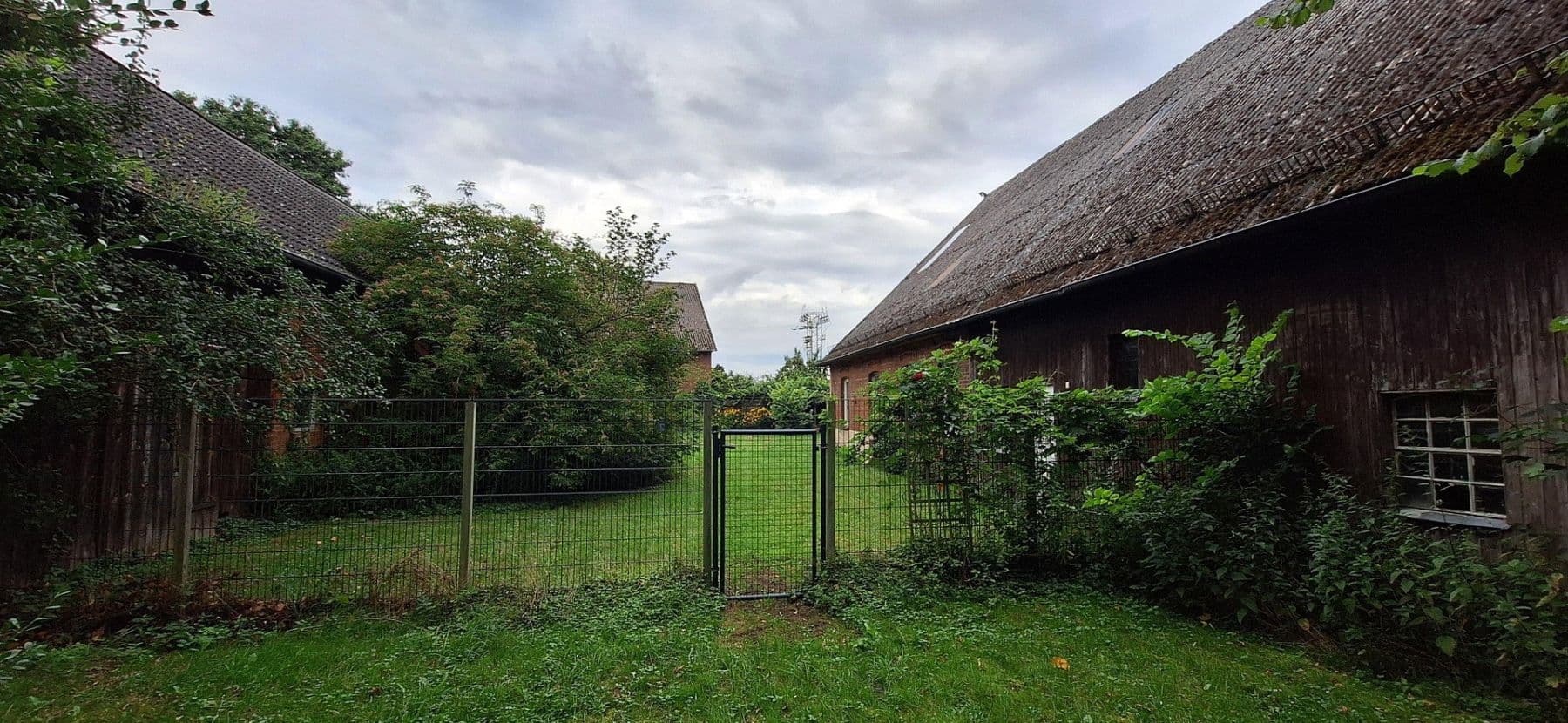 Predaj domu 245 m², pozemek 13.700 m², Wittingen, Dolné Sasko Predaj domu 245 m², pozemek 13.700 m², Wittingen, Dolné Sasko